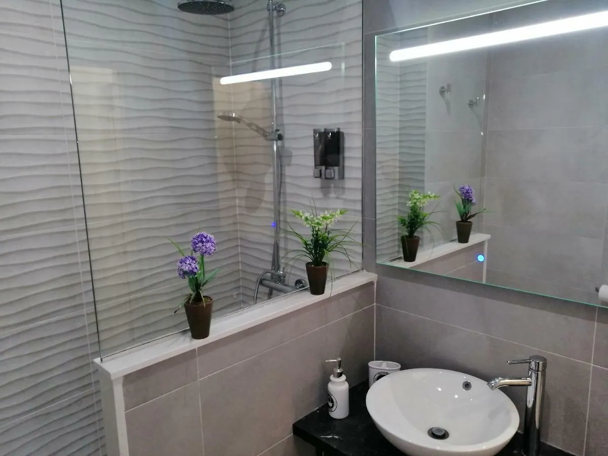 Apartamento Viana-Elite Parking Wifi Apartment Cordoba